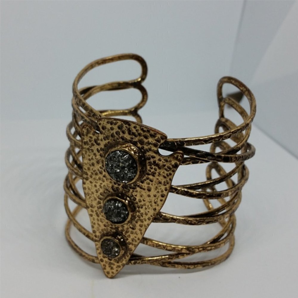 ARTISAN look rustic style southwestern boho arrow wide bracelet statement